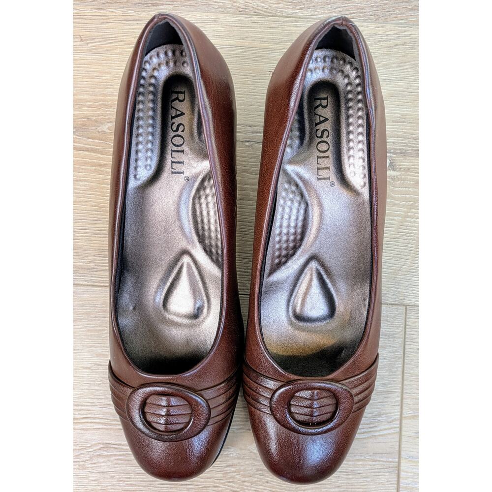 Rasolli Wedge Heel Shoe 8.5 Warm Brown 2" Comfort Career Buckle Accent NEW - Picture 3 of 7